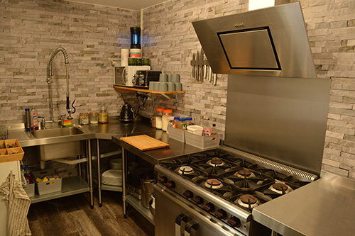 Lake Luna kitchen